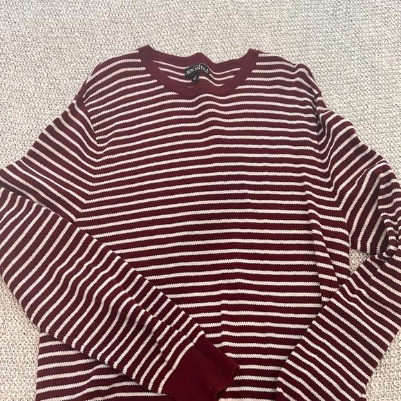 J Crew men’s maroon and white striped sweater. Size large. Good condition. - Picture 1 of 3